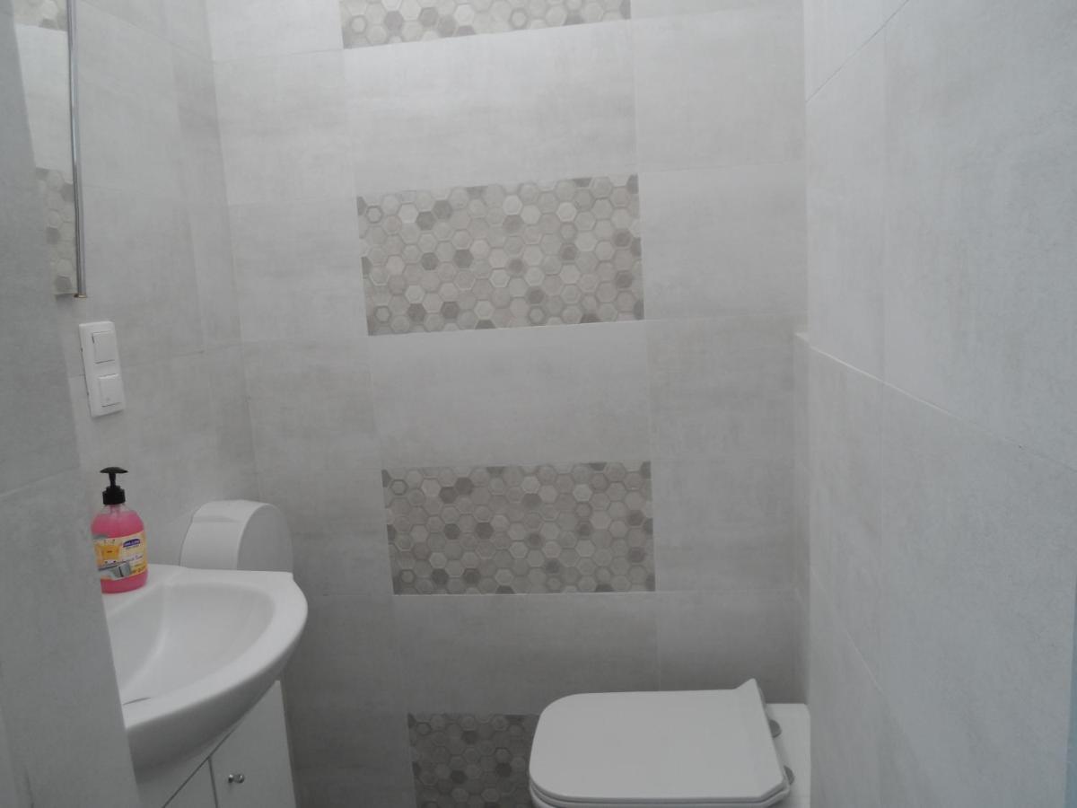 Kwatery Pokoje Mira Poznań Exterior foto