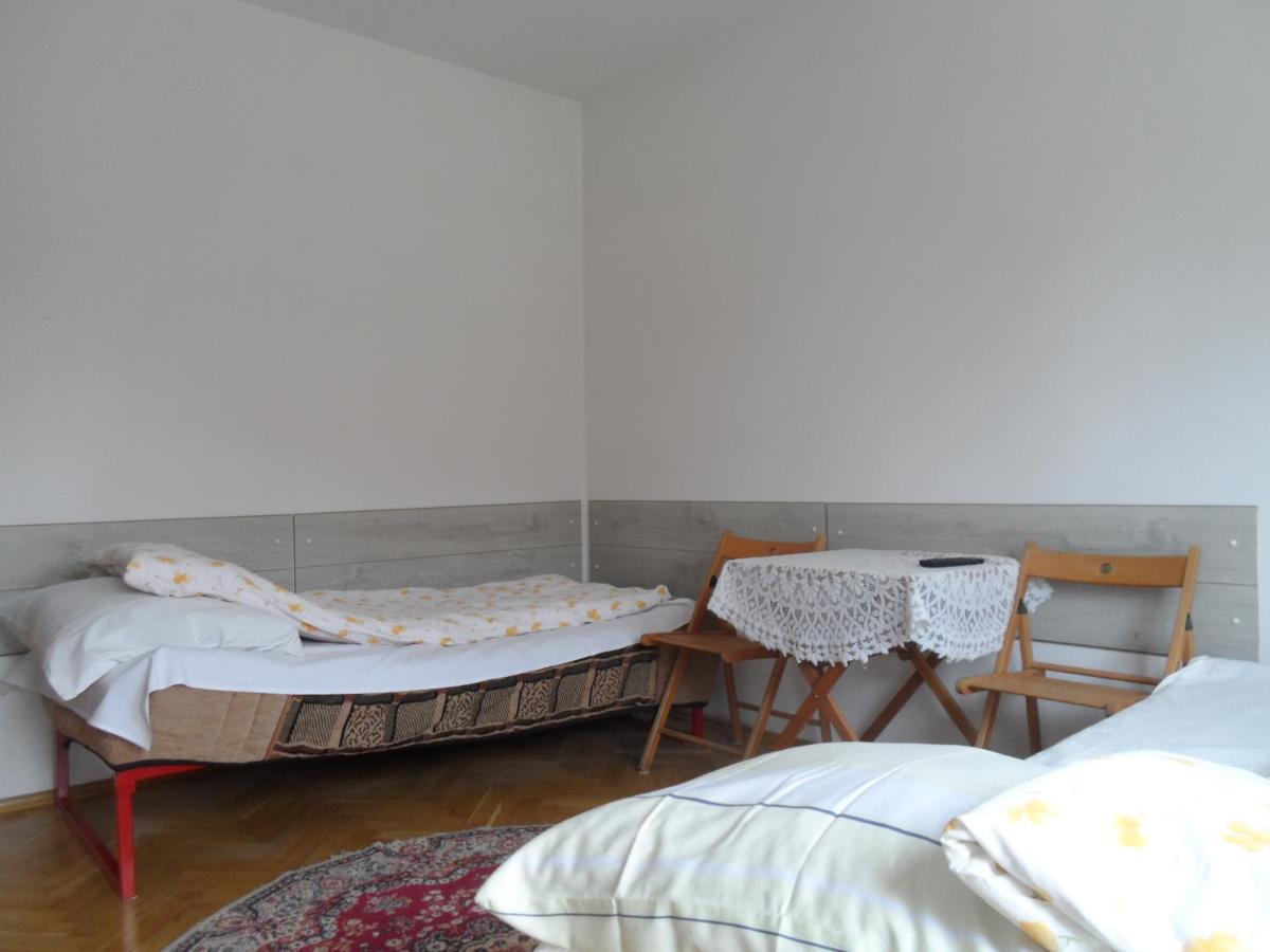 Kwatery Pokoje Mira Poznań Exterior foto